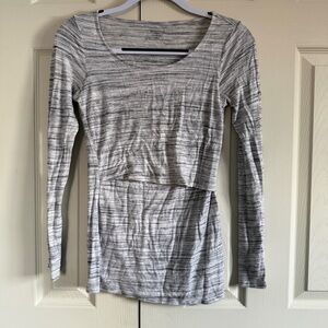 Motherhood Nursing Heather Gray Long Sleeve Top size small